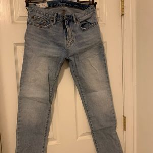 **3/$20 sale - any item $10 and under** Men’s Gap light wash jeans